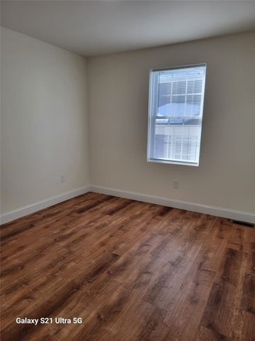 255 Ohio Avenue, Providence, RI 02905