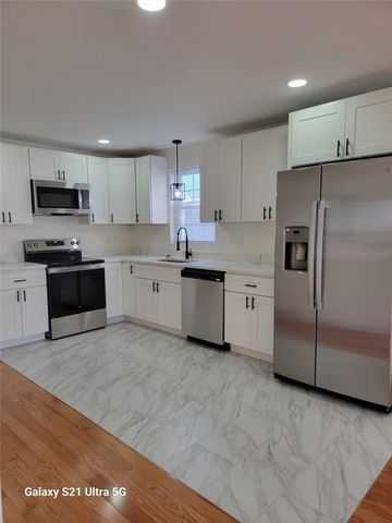 255 Ohio Avenue, Providence, RI 02905