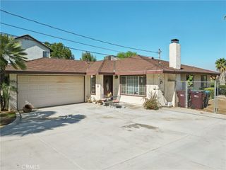 14284 Laurel Drive, Riverside, CA 92503