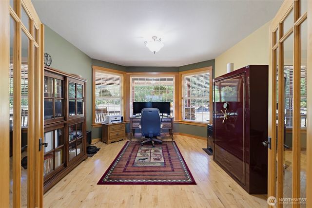 10710 417th Street E, Eatonville, WA 98328