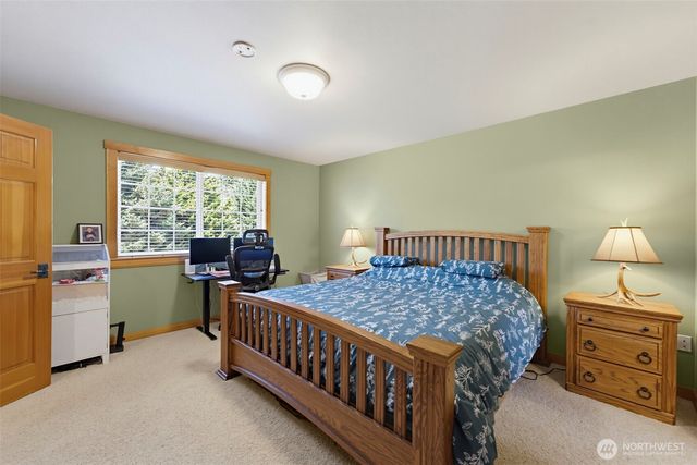 10710 417th Street E, Eatonville, WA 98328