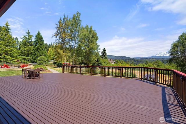 10710 417th Street E, Eatonville, WA 98328