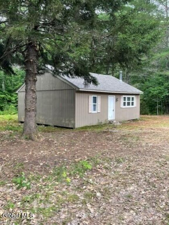 129 Moan and Groan Road, Hope, NY 12134