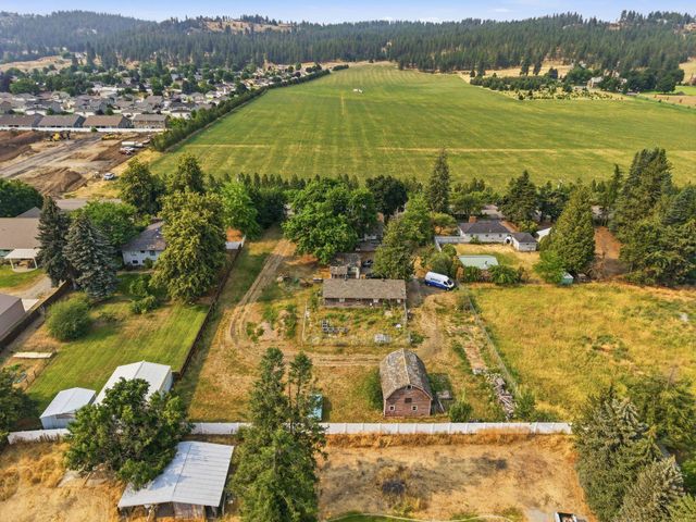 9922 E Upriver Dr, Spokane, WA 99206