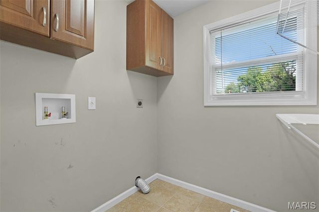 1423 E 5th Street, Washington, MO 63090