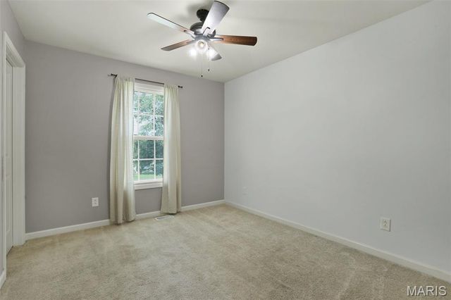 1423 E 5th Street, Washington, MO 63090