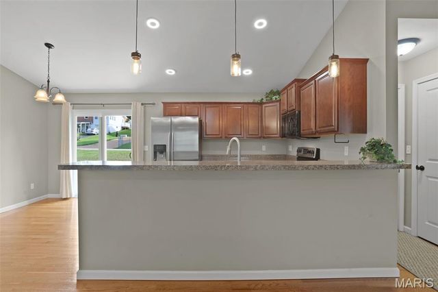 1423 E 5th Street, Washington, MO 63090
