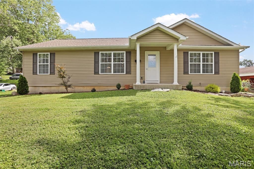 1423 E 5th Street, Washington, MO 63090