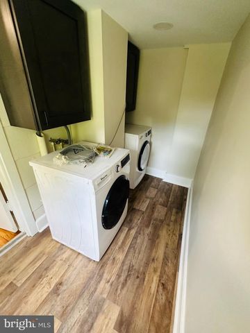 9 E POPLAR ST, Funkstown, MD 21734