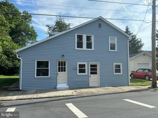 9 E POPLAR ST, Funkstown, MD 21734