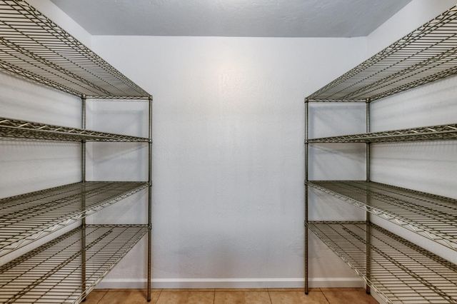 1231 W Fremont Avenue, Fresno, CA 93711