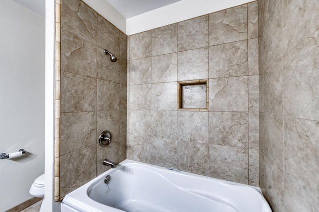 1231 W Fremont Avenue, Fresno, CA 93711