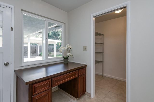 1231 W Fremont Avenue, Fresno, CA 93711