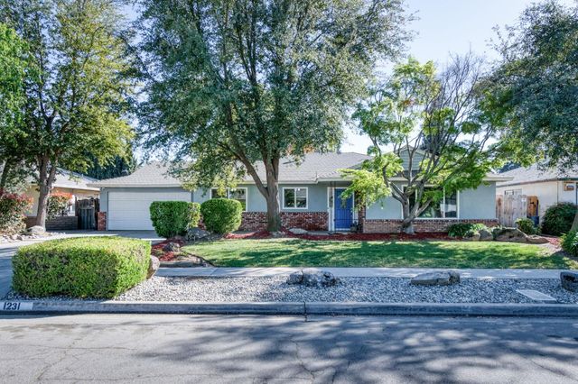 1231 W Fremont Avenue, Fresno, CA 93711