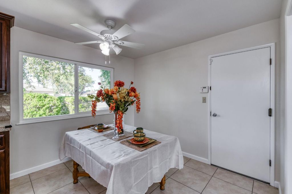 Image 12 of property listing at 1231 W Fremont Avenue, Fresno, CA 93711