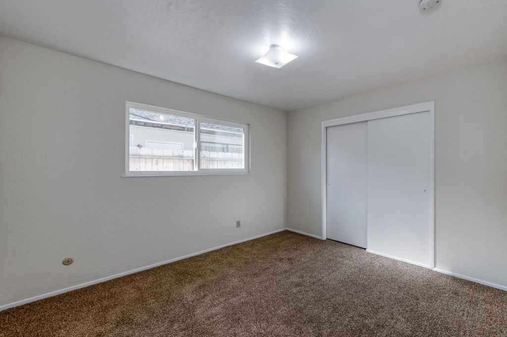 Image 19 of property listing at 1231 W Fremont Avenue, Fresno, CA 93711