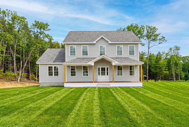 10 Blaisdell Court, Raymond, NH 03077