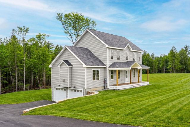 10 Blaisdell Court, Raymond, NH 03077