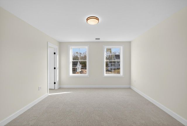 10 Blaisdell Court, Raymond, NH 03077