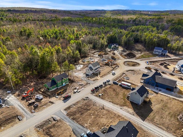 10 Blaisdell Court, Raymond, NH 03077