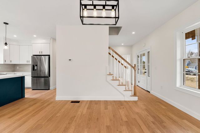 10 Blaisdell Court, Raymond, NH 03077