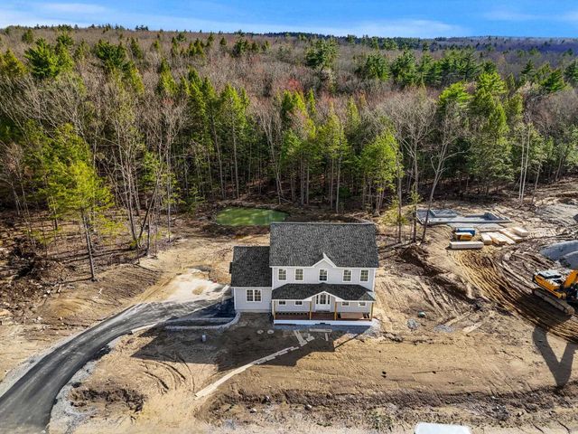 10 Blaisdell Court, Raymond, NH 03077