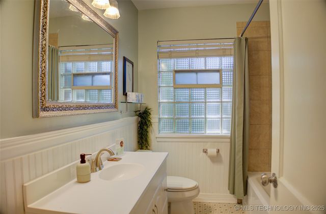 2328 S Delaware Court, Tulsa, OK 74114