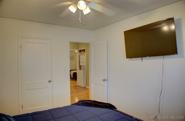 2328 S Delaware Court, Tulsa, OK 74114