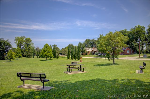 2328 S Delaware Court, Tulsa, OK 74114