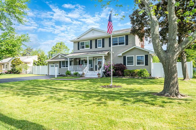 103 Hilary Street, West Sayville, NY 11796