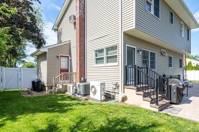 103 Hilary Street, West Sayville, NY 11796