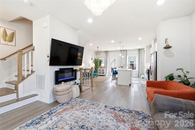 9116 Mallard Mills Drive, Charlotte, NC 28262
