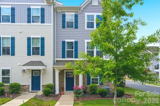 9116 Mallard Mills Drive, Charlotte, NC 28262