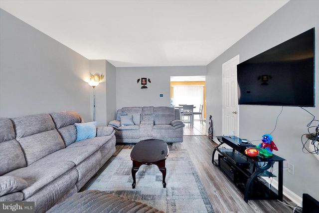 1112 PROVIDENCE CT, Frederick, MD 21703
