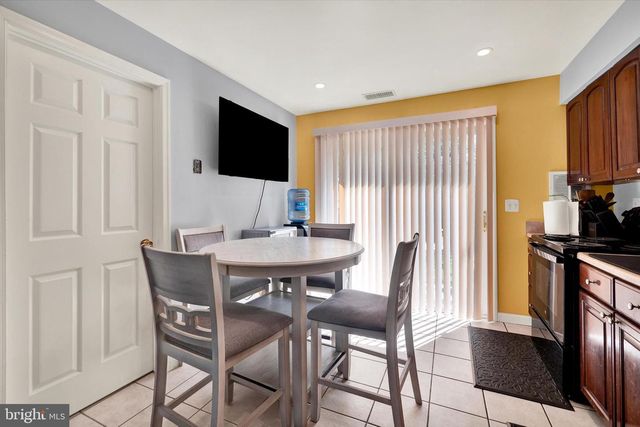 1112 PROVIDENCE CT, Frederick, MD 21703