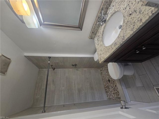 5545 Old Guard CRES, Virginia Beach, VA 23462