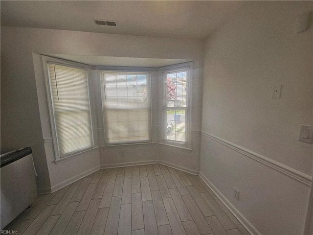 5545 Old Guard CRES, Virginia Beach, VA 23462