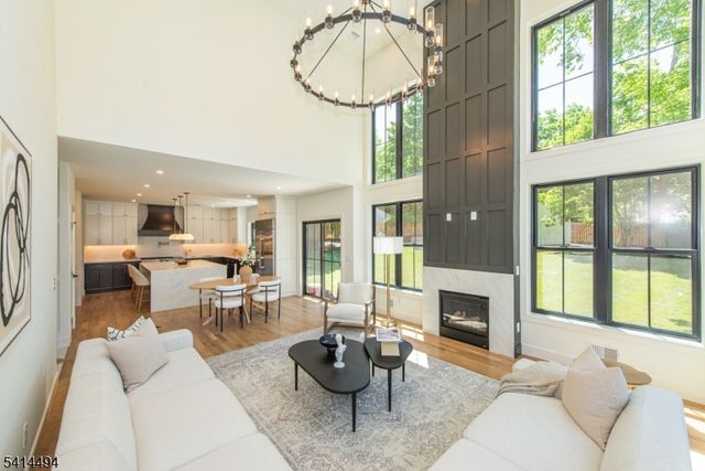304 Greenwood Ave, Florham Park Boro, NJ 07932