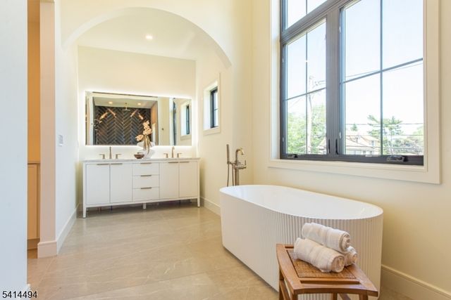 304 Greenwood Ave, Florham Park Boro, NJ 07932