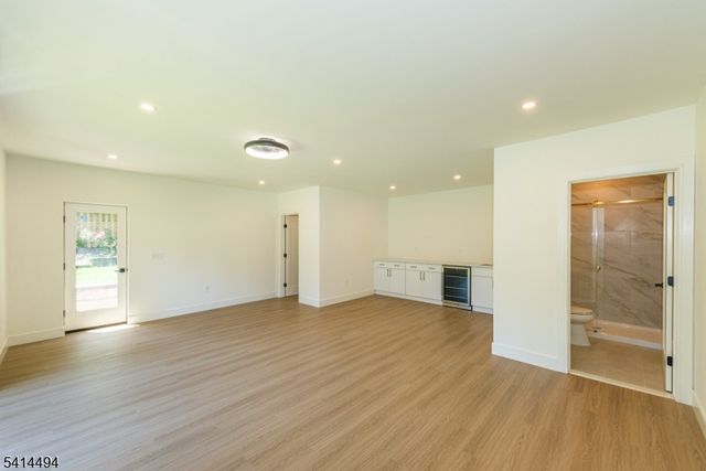 304 Greenwood Ave, Florham Park Boro, NJ 07932