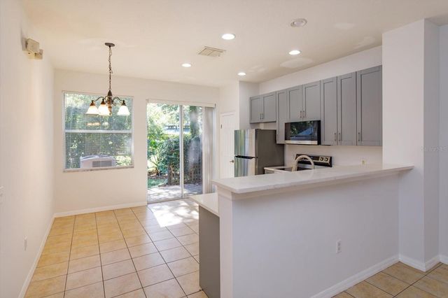 5390 PARADISE CAY CIRCLE, Kissimmee, FL 34746