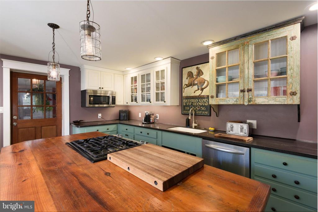 Image 4 of property listing at 7 ELK VALLEY, Elkton, MD 21921