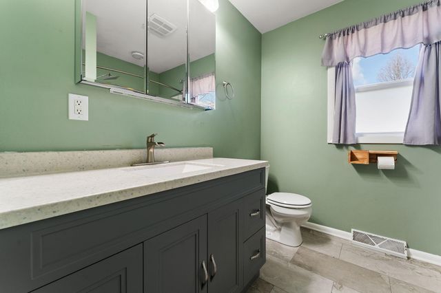 947 N Wood Street, Griffith, IN 46319