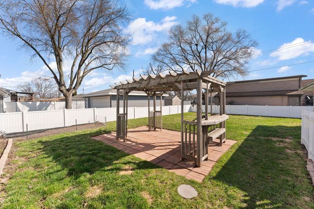 947 N Wood Street, Griffith, IN 46319