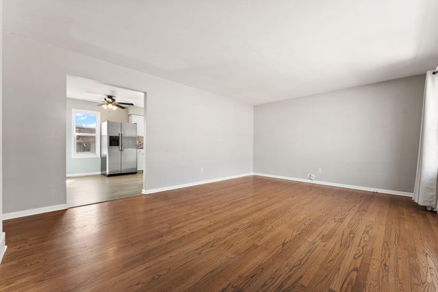 947 N Wood Street, Griffith, IN 46319