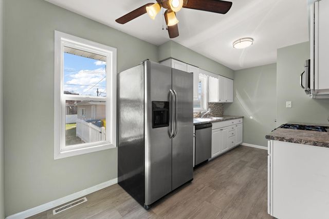 947 N Wood Street, Griffith, IN 46319