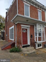 823 W 7TH ST, Wilmington, DE 19801