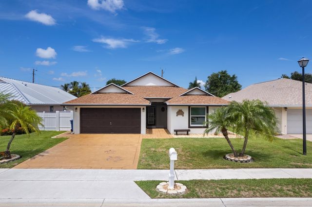 145 Pennock Landing Circle, Jupiter, FL 33458