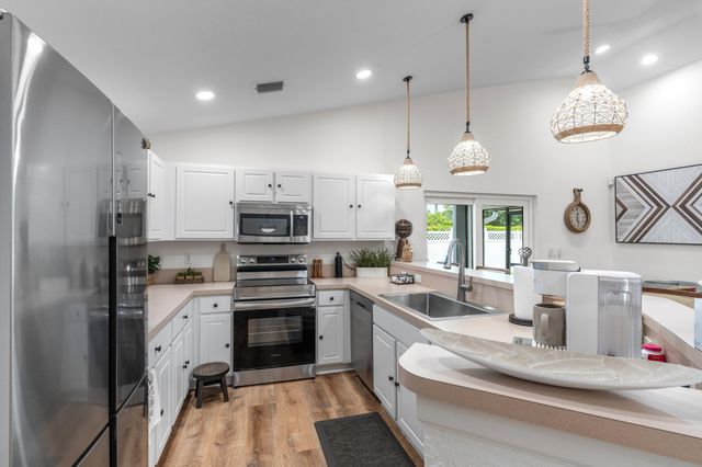145 Pennock Landing Circle, Jupiter, FL 33458
