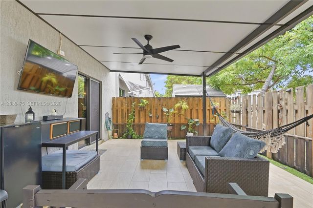 16335 SW 44th Terrace, Miami, FL 33185